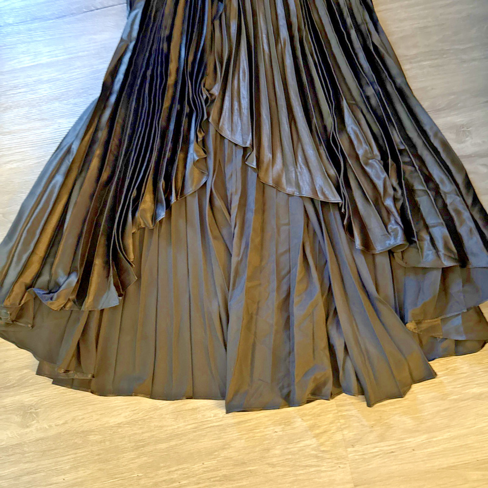Wedding Formal Prom A-Line One Shoulder Dress Gown, Black, Size 4 - Picture 8 of 8